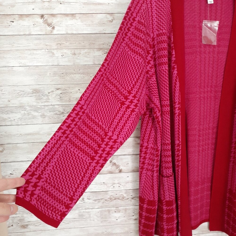 Isaac Mizrahi Live Womens Sweater Cardigan 2X Plaid Jacquard Red Pink NWOT 735A - Picture 2 of 6